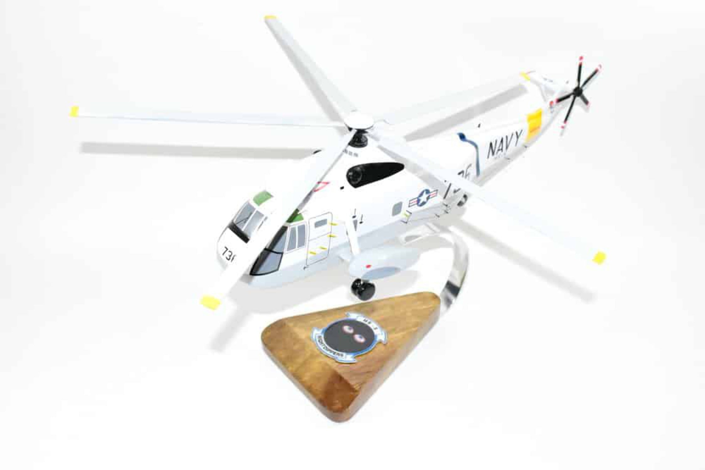 16 Mahogany Scale Model Helicopter Q925