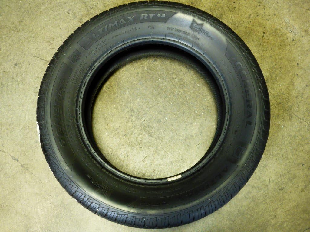 225/65R17 All-Season Radial Tire V56137
