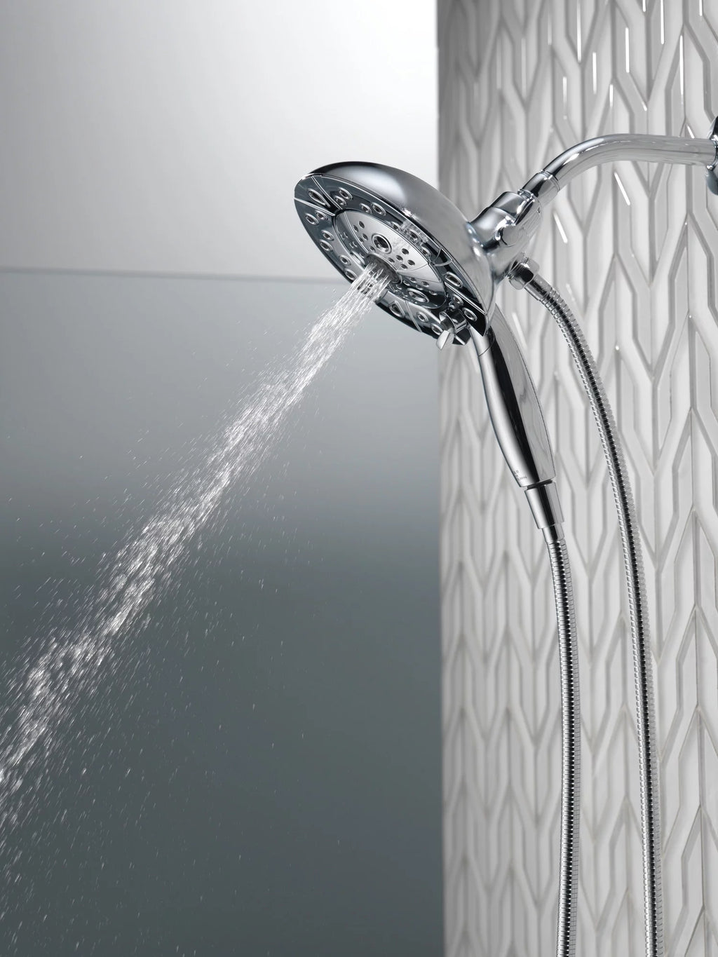 5-Spray Hand Shower and Shower Head Combo in Chrome L5559