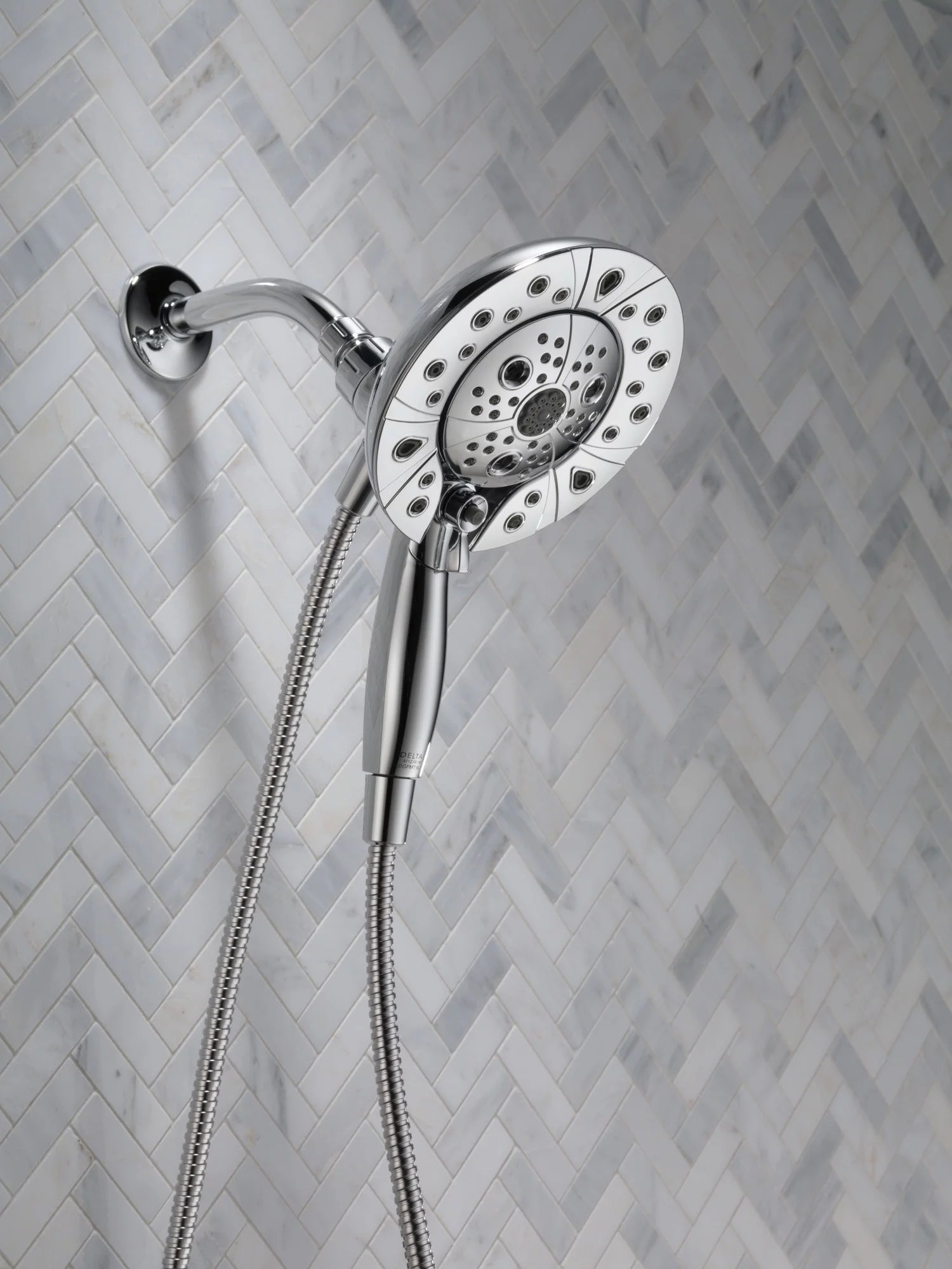 5-Spray Hand Shower and Shower Head Combo in Chrome L5559