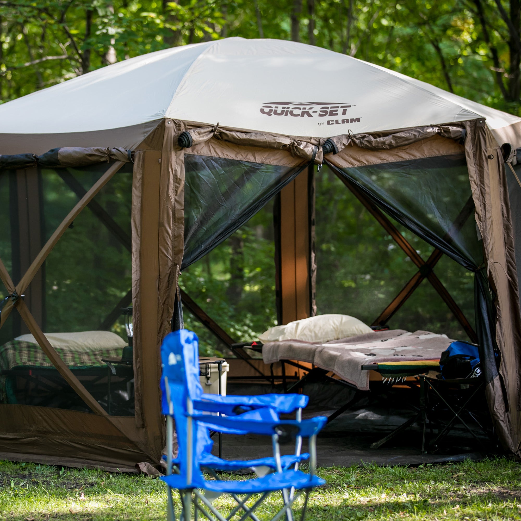 Portable Outdoor Gazebo Canopy Tent with Floor Tarp P55496