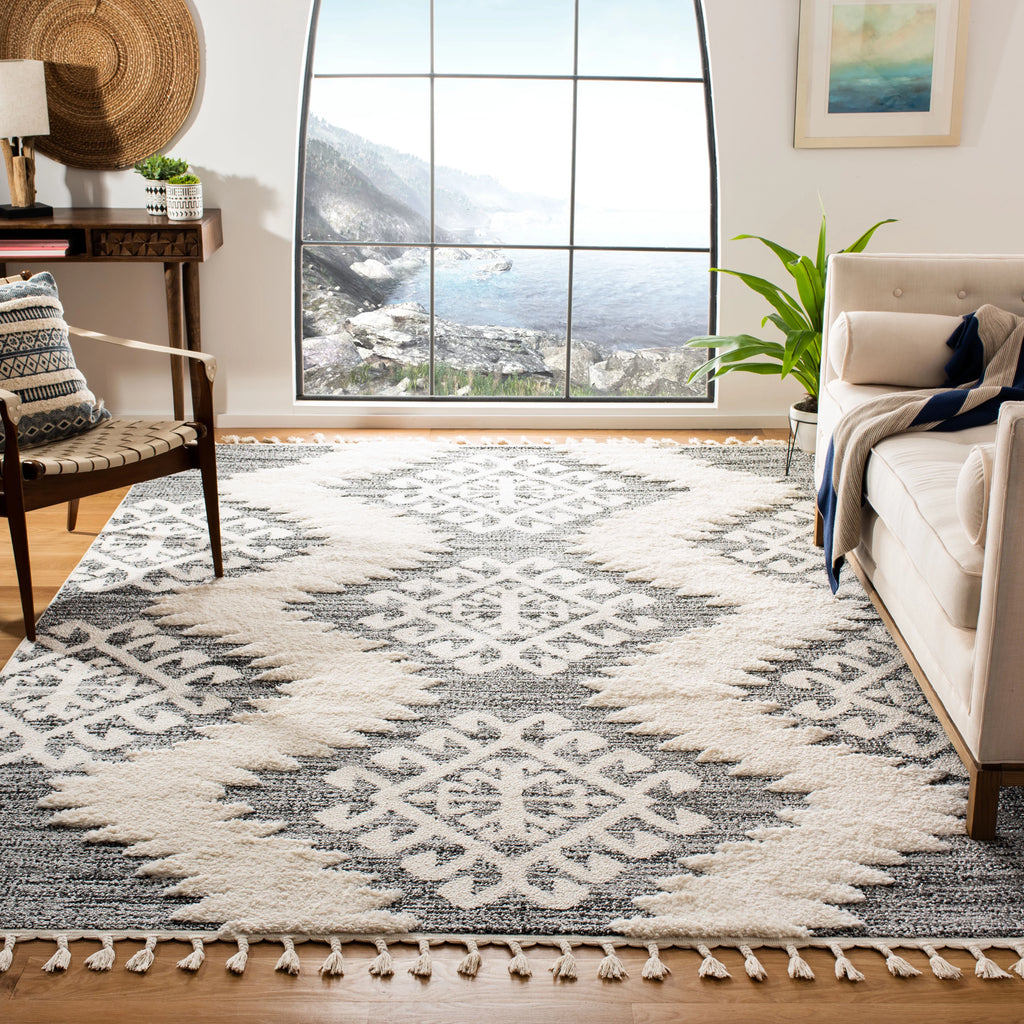 Moroccan Tassel Shag Area Rug, Ivory/Grey, 9' x 12' M1069