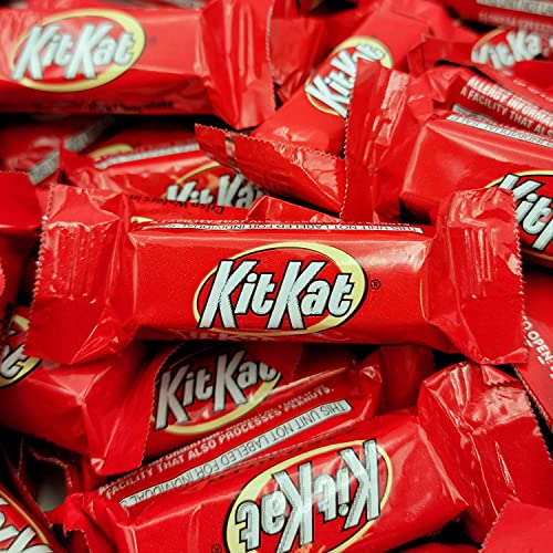 Red Crisp Wafers Milk Chocolate Candy Bars, Individually Wrapped, 4 Pound R83832
