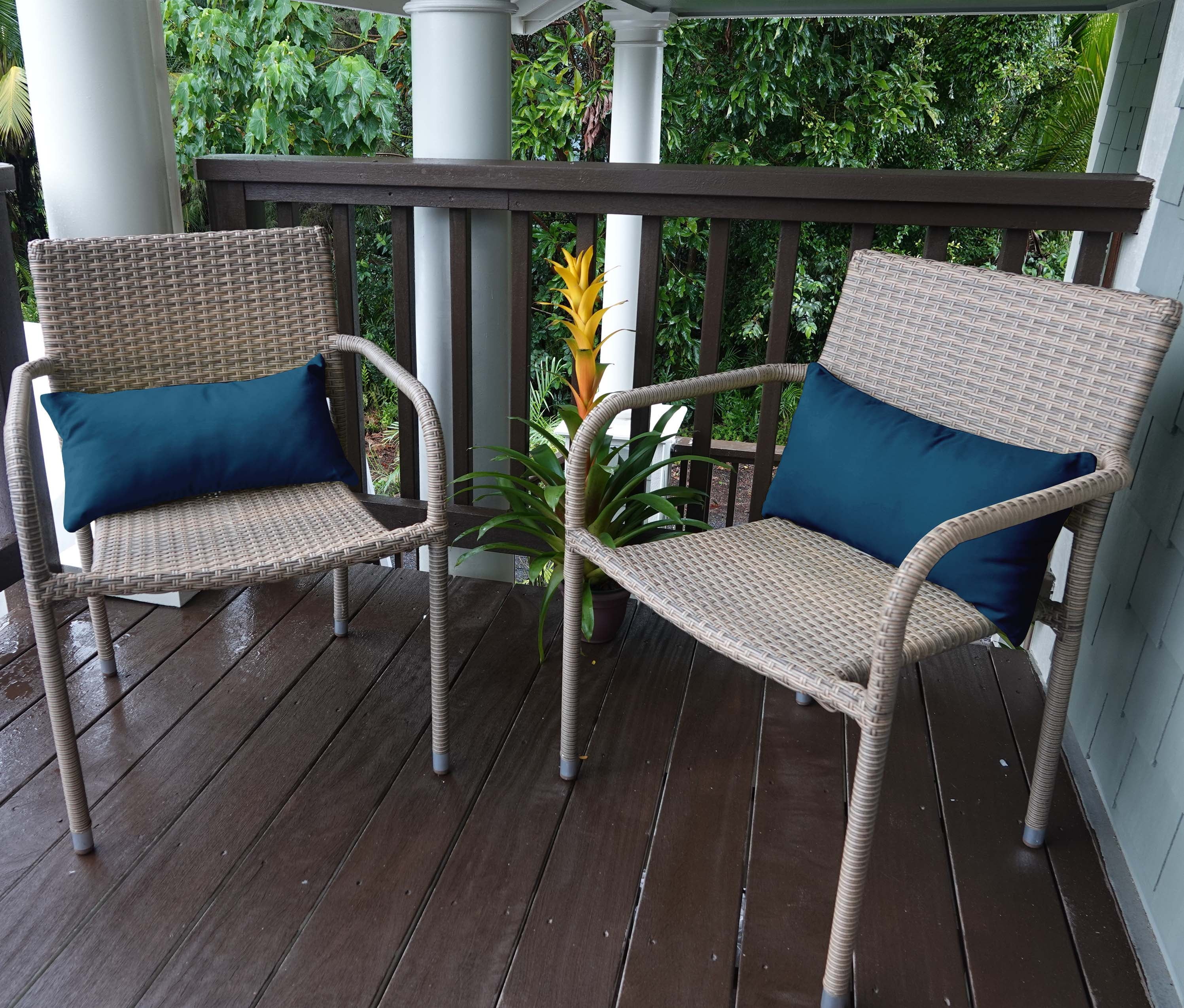 Indoor/Outdoor Waterproof Lumbar Pillow with Insert, Set of 2, Navy Blue T7124