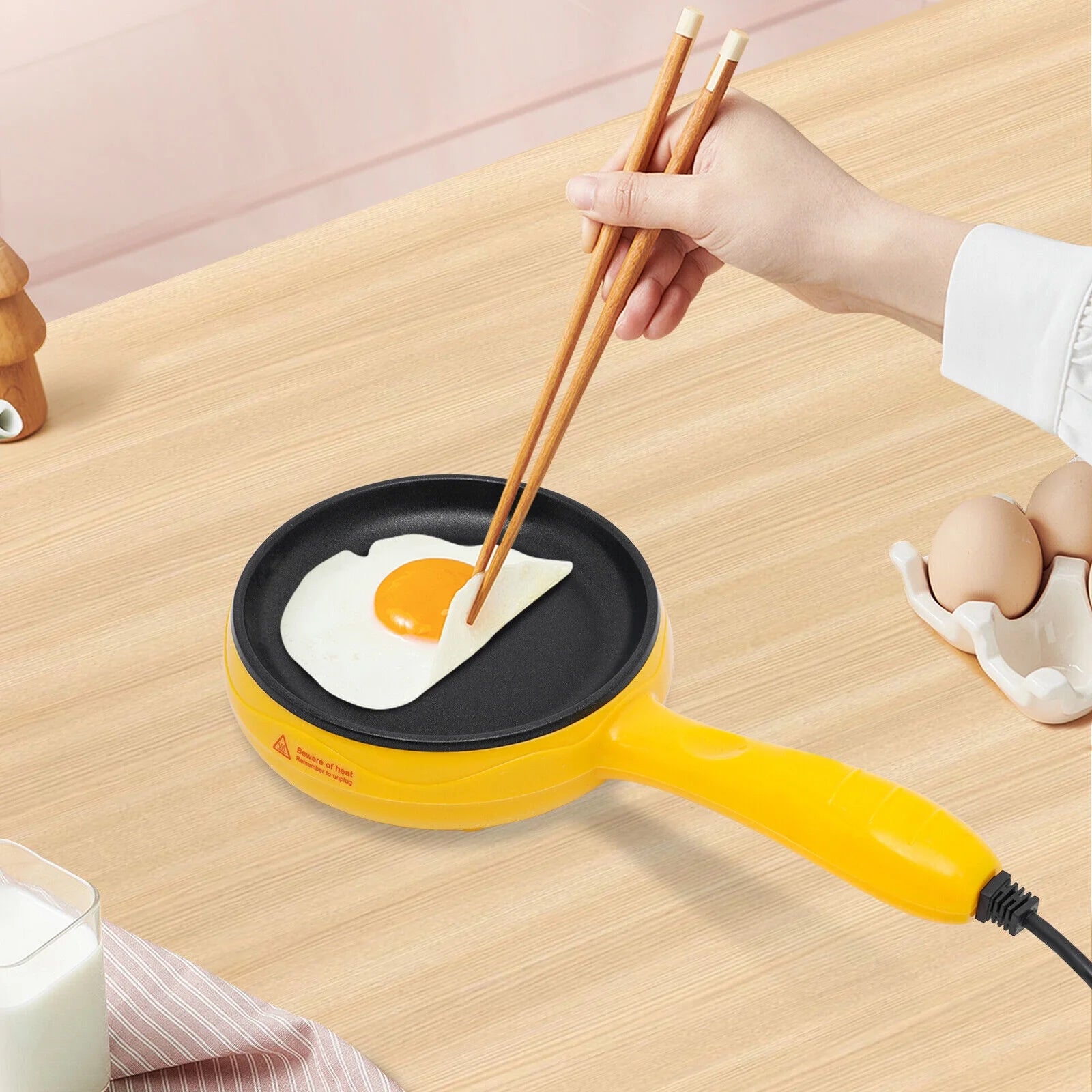 Non-Stick Electric Skillet, 6-Inch Mini Frying Pan B3752