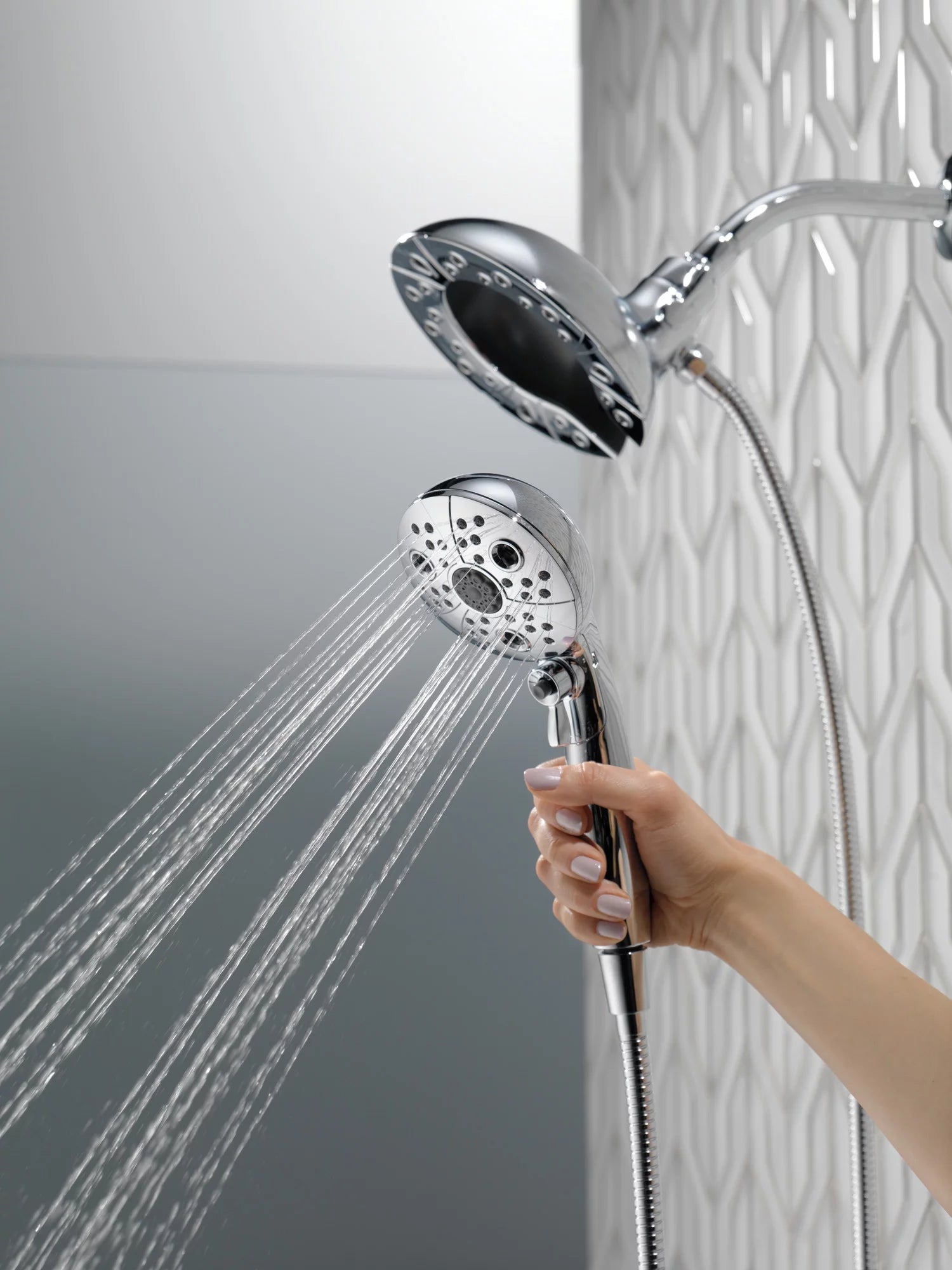 5-Spray Hand Shower and Shower Head Combo in Chrome L5559