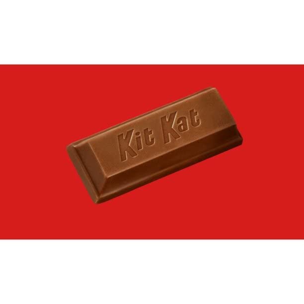 Red Crisp Wafers Milk Chocolate Candy Bars, Individually Wrapped, 4 Pound R83832