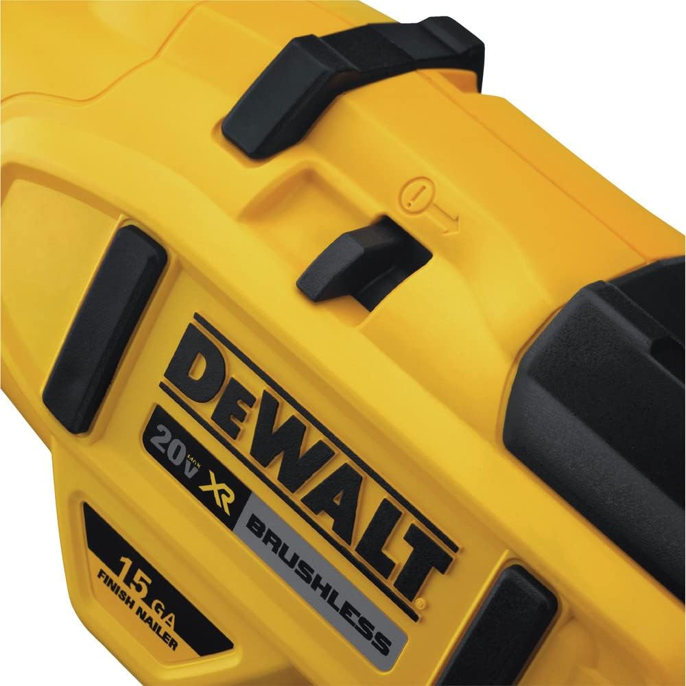 15GA Angled Finish Nailer, 20V Cordless M7517